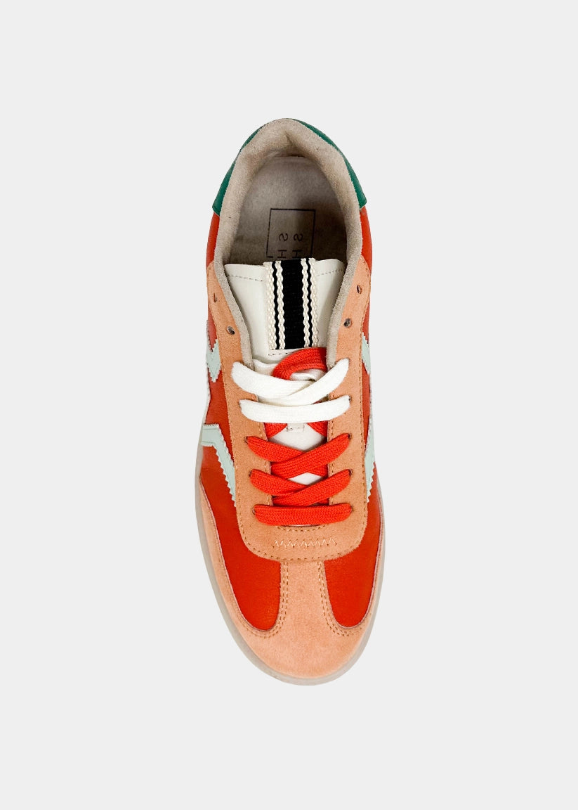 PEACHES